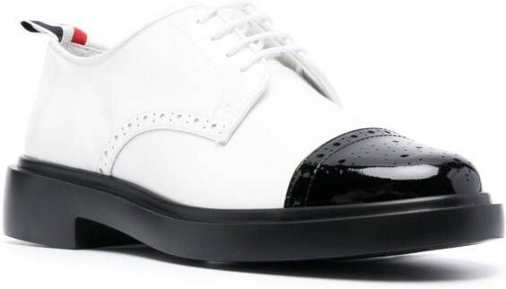 Thom Browne RWB brogues met contrasterende neus Wit