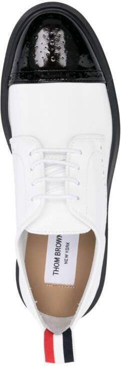 Thom Browne RWB brogues met contrasterende neus Wit