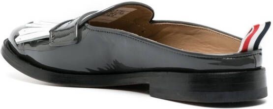 Thom Browne Loafers met franje Grijs