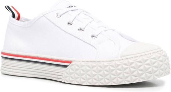 Thom Browne Sneakers met gestreepte afwerking Wit
