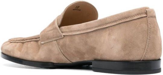 Tod's Loafers met logo reliëf Beige