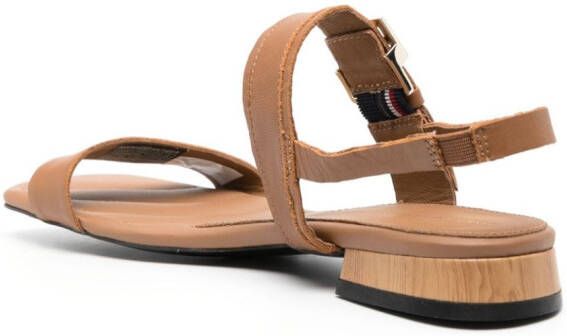 Tommy Hilfiger Leren sandalen Bruin