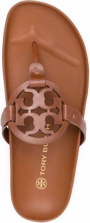 Tory Burch Sandalen met logopatch Bruin
