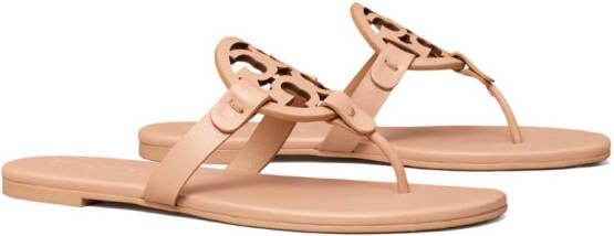 Tory Burch Slippers met logoplakkaat Bruin