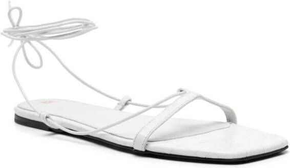 TOTEME The Croco Tie sandalen Wit
