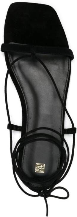 TOTEME Sandalen met striksluiting Zwart