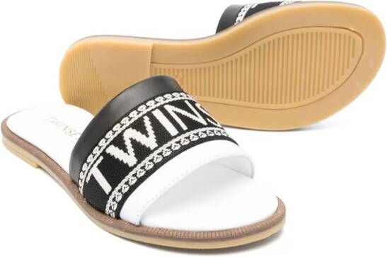 TWINSET Kids Sandalen met geborduurd logo Wit