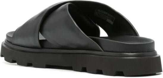 UGG Capitelle leren slippers Zwart