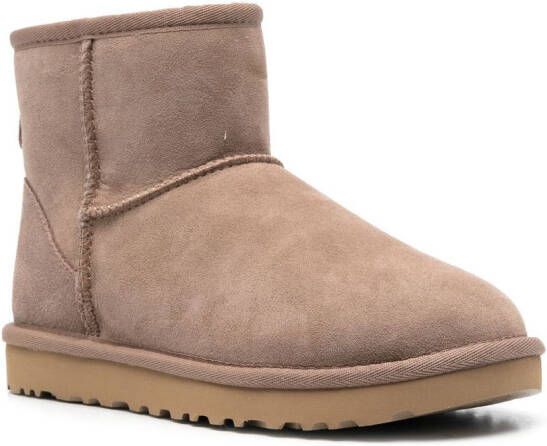 UGG Classic Mini II enkellaarzen Beige