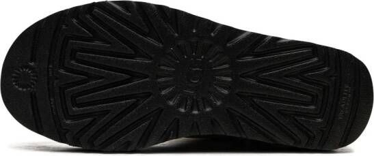 UGG Classic Mini Platform laarzen met plateauzool Wit