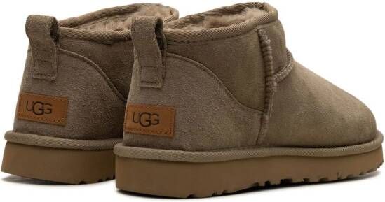 UGG Classic Ultra Mini suède laarzen Bruin