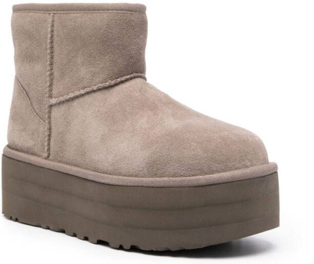 UGG Classic Ultra Mini suède laarzen Grijs