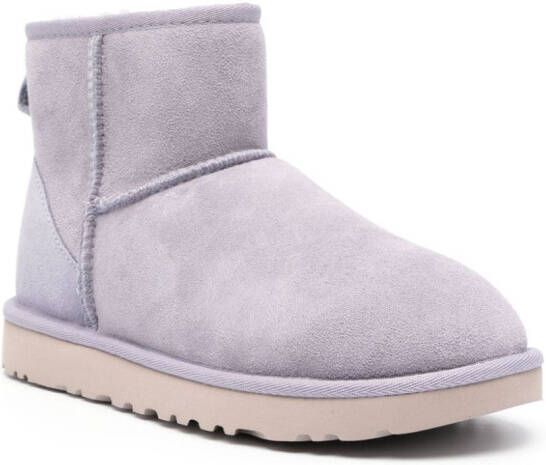 UGG Classic Mini II enkellaarzen Paars