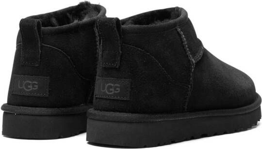 UGG Classic Ultra Mini "Triple Black" laarzen Zwart