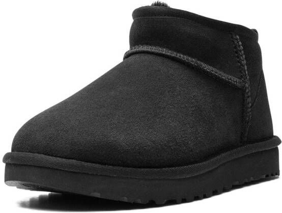 UGG Classic Ultra Mini "Triple Black" laarzen Zwart