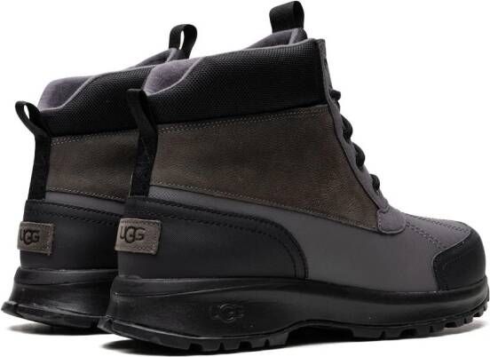 UGG "Emmett Duck Chestnut laarzen" Zwart