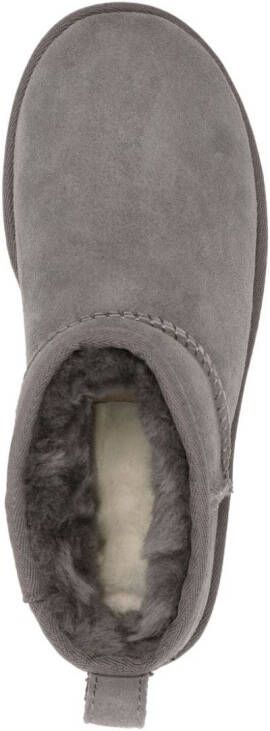 UGG Classic Ultra Mini suède laarzen Grijs