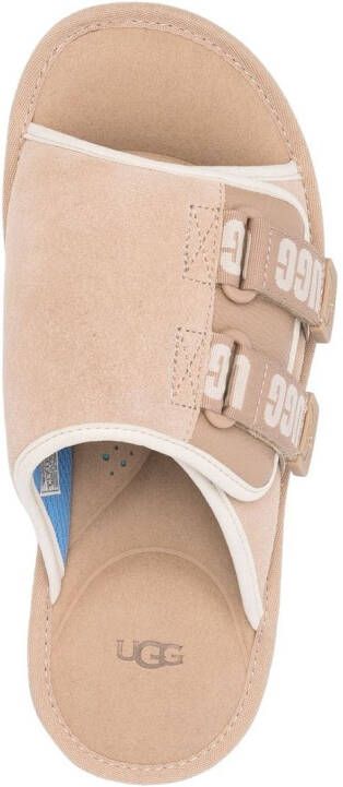 UGG Goldencoast slippers Beige