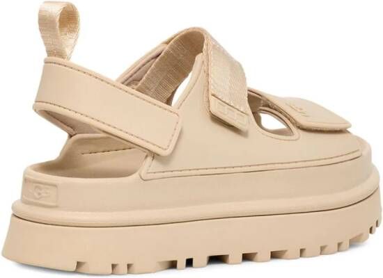 UGG Golden Glow sandalen met plateauzool Beige