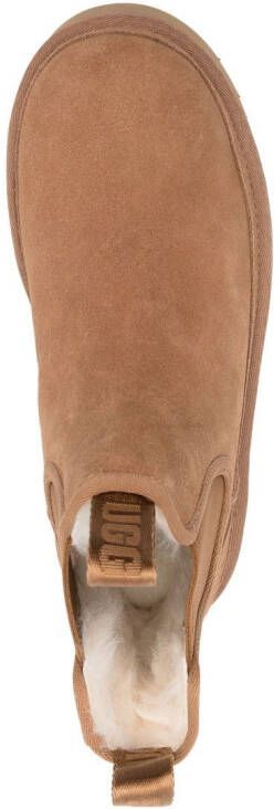 UGG Klassieke enkellaarzen met plateauzool Beige