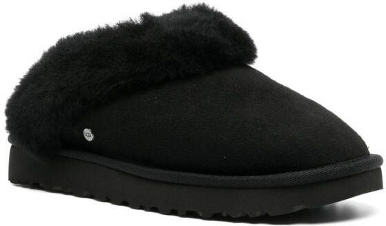 UGG Klassieke slippers Zwart