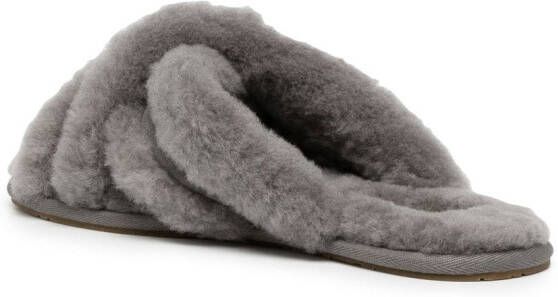 UGG Scuffita lammy slippers Grijs