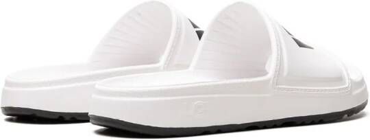UGG "Wilcox Chopped slippers met logo" Wit