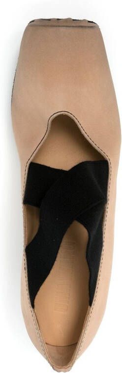 Uma Wang Ballerina pumps met vierkante neus Bruin