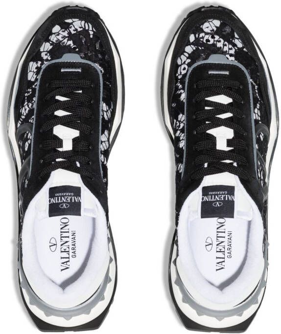 Valentino Garavani Lacerunner sneakers met vlakken Zwart