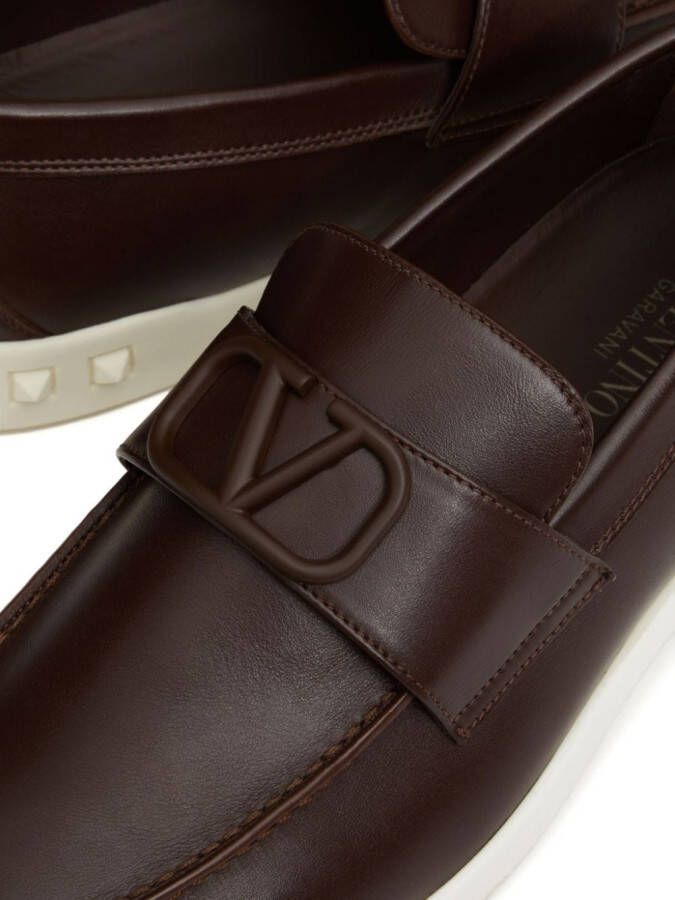 Valentino Garavani Leren loafers Bruin