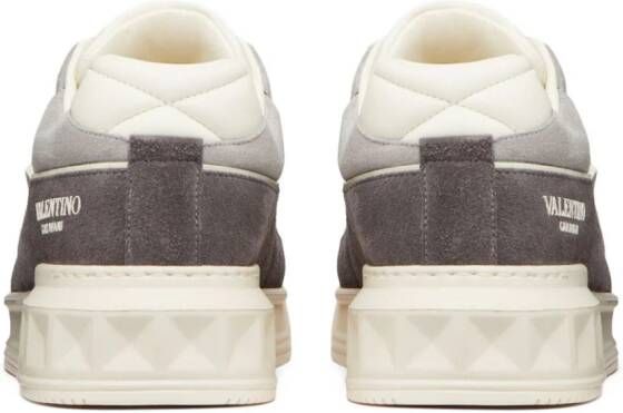Valentino Garavani One Stud XL leren sneakers Wit