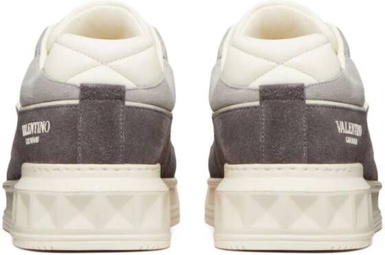 Valentino Garavani One Stud XL leren sneakers Wit