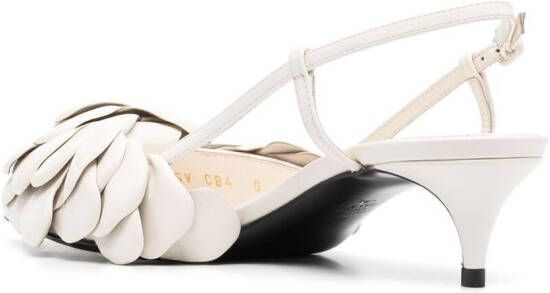 Valentino Garavani Pumps met puntige neus Wit