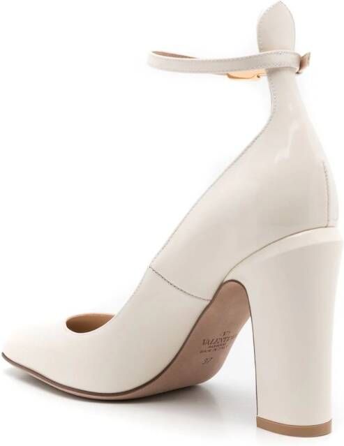 Valentino Garavani Pumps met vierkante neus Wit