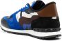 Valentino Garavani Rockrunner sneakers met camouflageprint Blauw - Thumbnail 3