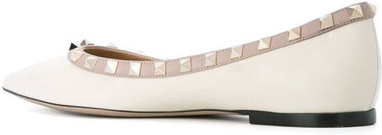 Valentino Garavani Rockstud ballerina's Beige