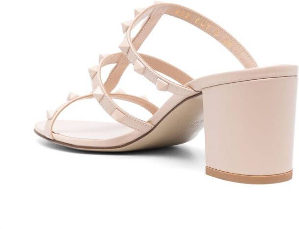Valentino Garavani Rockstud gekooide sandalen Beige