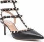 Valentino Garavani Rockstud Caged pumps Zwart - Thumbnail 2