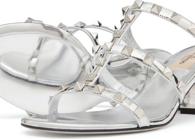 Valentino Garavani Rockstud leren slippers Zilver