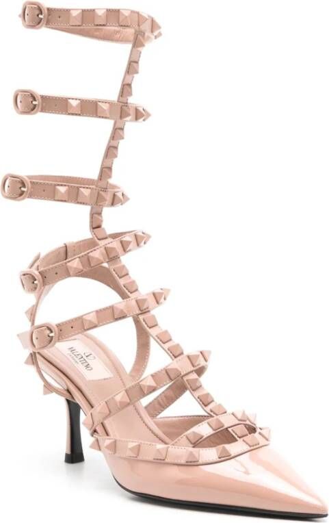 Valentino Garavani Rockstud gekooide pumps Beige