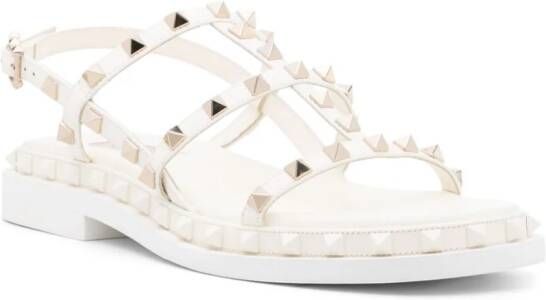 Valentino Garavani Rockstud gekooide sandalen Wit