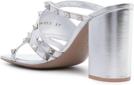 Valentino Garavani Rockstud metallic sandalen Zilver