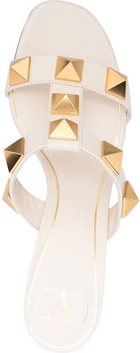 Valentino Garavani Rockstud T-bar sandalen Beige
