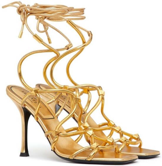 Valentino Garavani Rockstud Net sandalen Goud