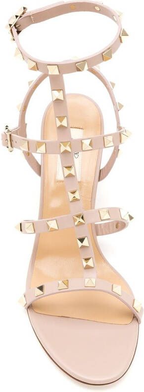 Valentino Garavani Rockstud pumps Beige