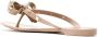 Valentino Garavani Rockstud teenslippers met strik Veelkleurig - Thumbnail 3