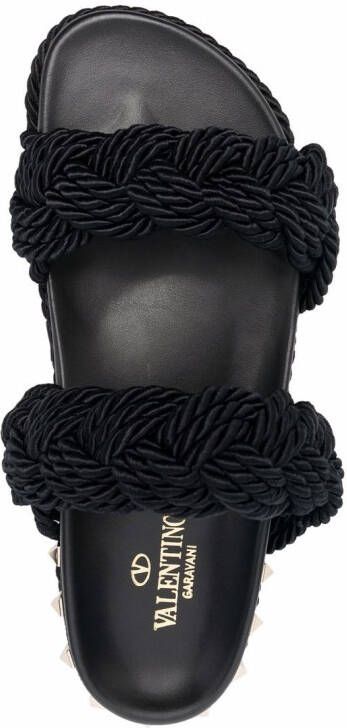 Valentino Garavani Rockstud sandalen met sleehak Zwart