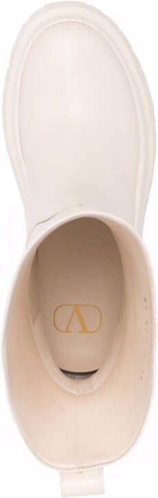 Valentino Garavani Roman enkellaarzen met studs Beige