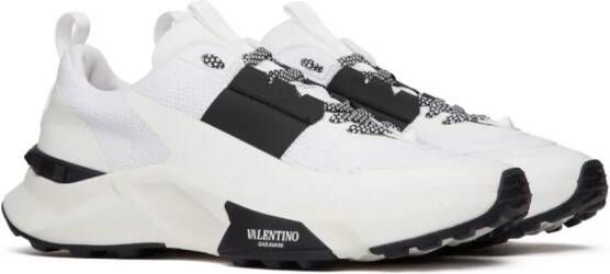 Valentino Garavani True Act sneakers met vlakken Wit