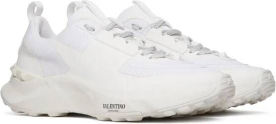 Valentino Garavani True Act sneakers met vlakken Wit